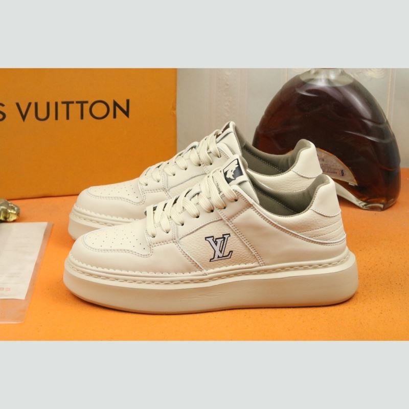 l**is V*t*n sneakers